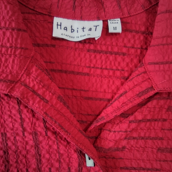 Red Habitat Top - Picture 3 of 4